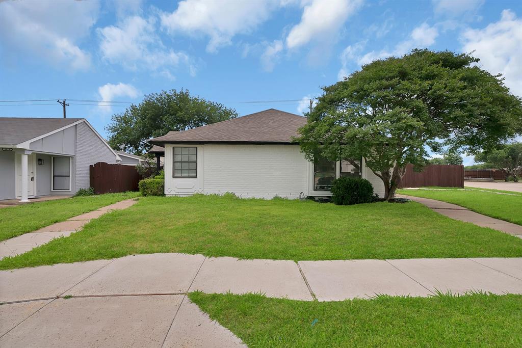 6080 Dooley Drive