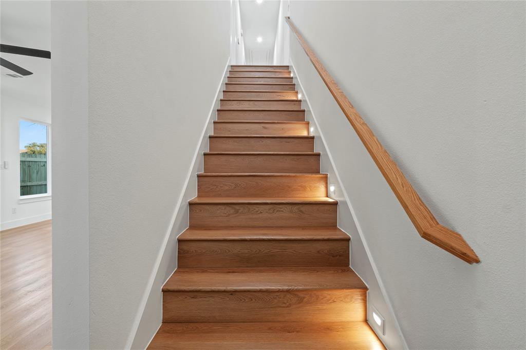 Colonial Terrace - Residential Income