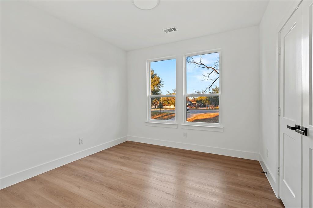 Colonial Terrace - Residential Income