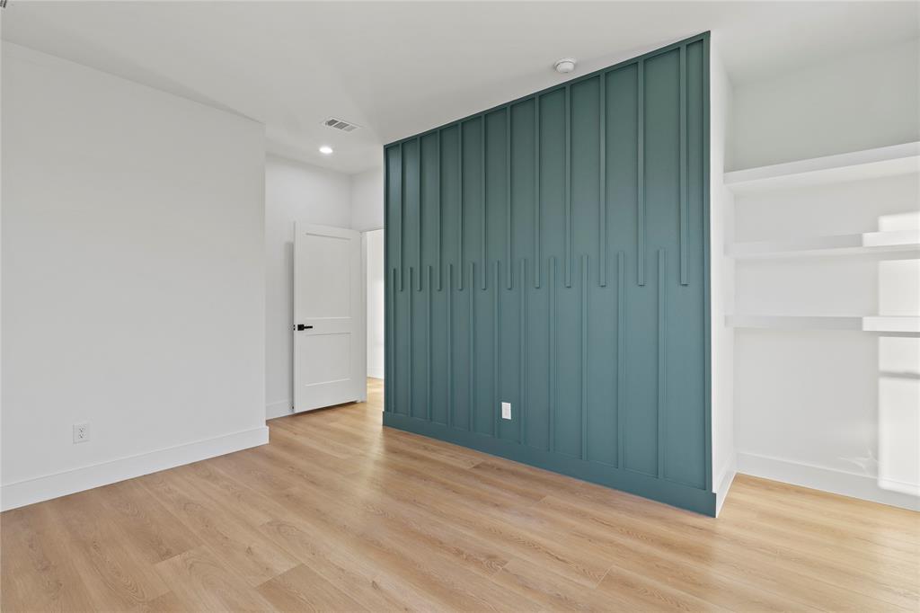 Colonial Terrace - Residential Income