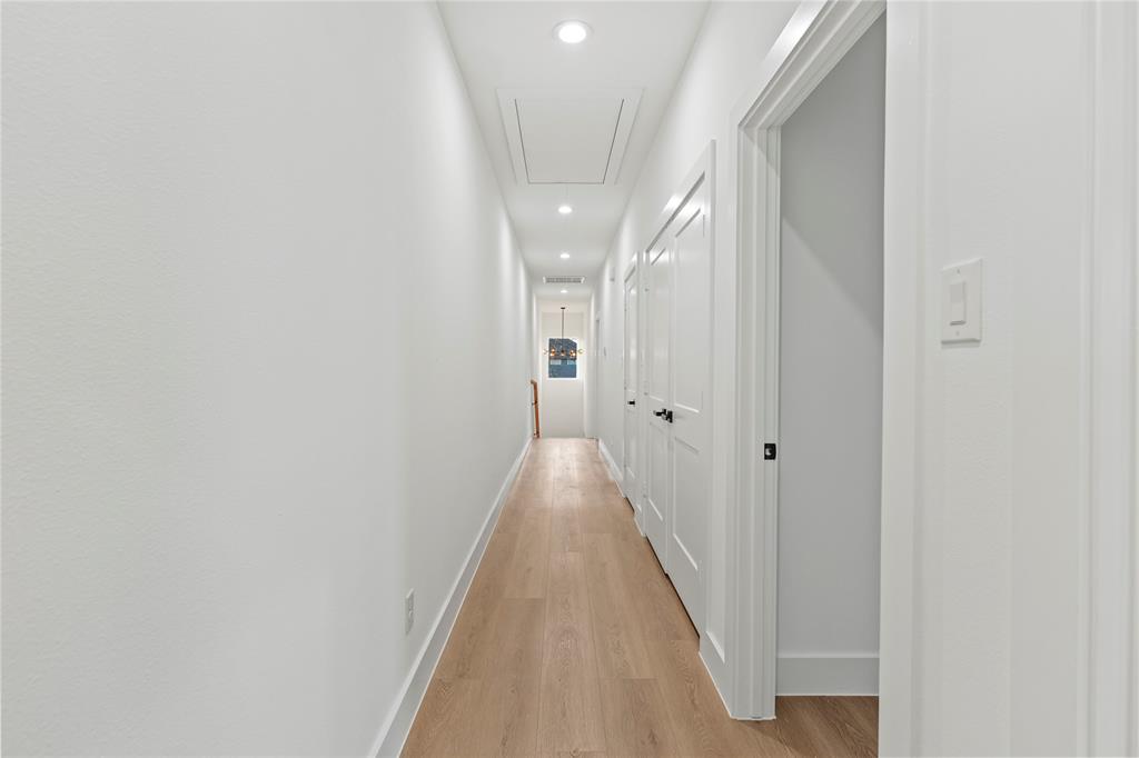 Colonial Terrace - Residential Income