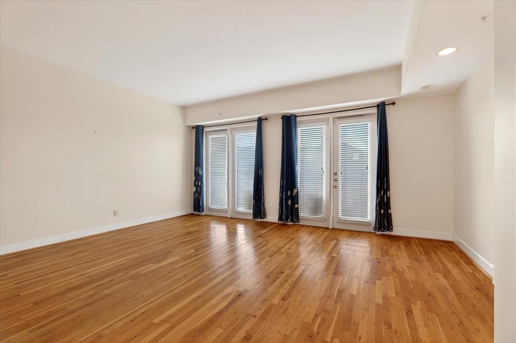 Aventura Condos - Residential