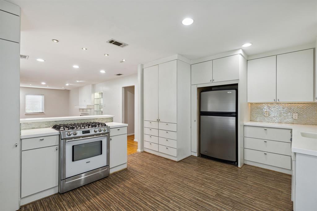 Inwood Gardens - Residential Lease