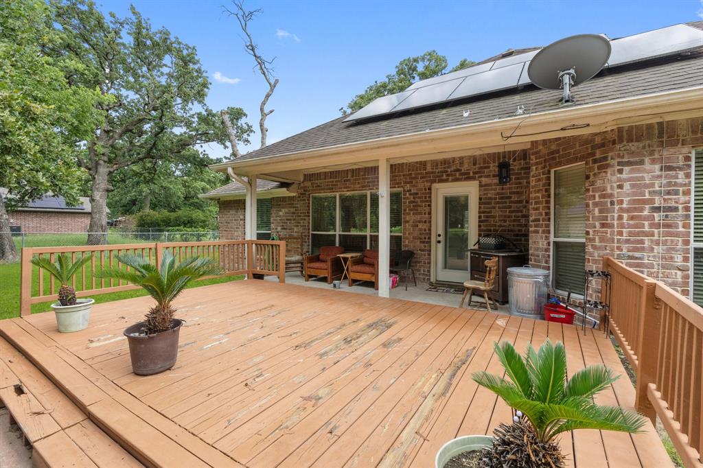 Quinlan Oaks - Residential