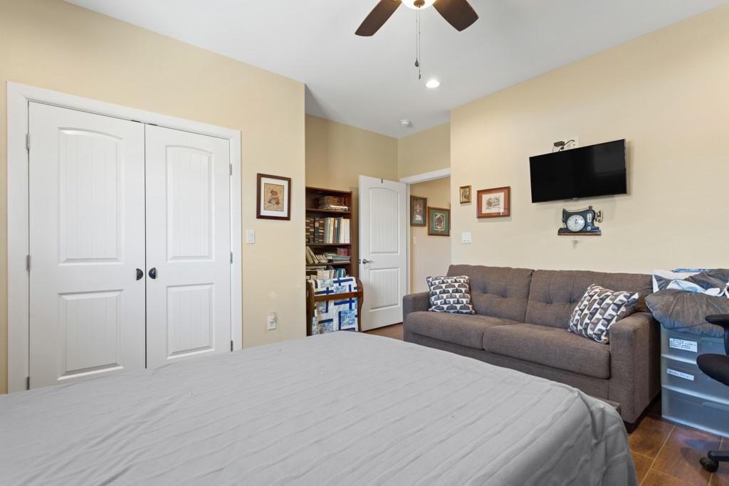 SAM BELL - Residential