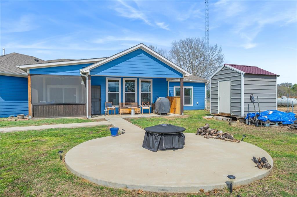 SAM BELL - Residential