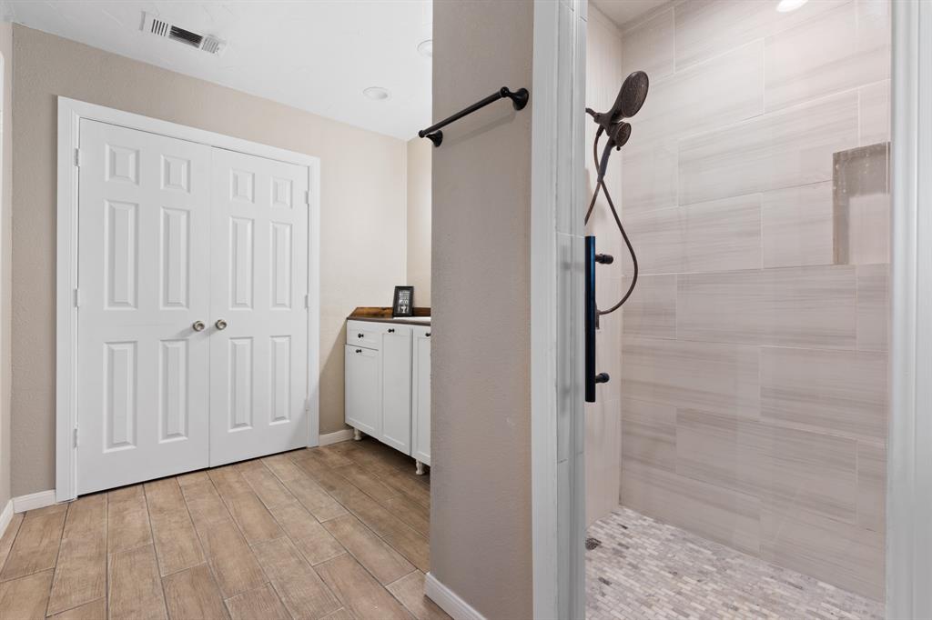 Keeneland Court - Residential