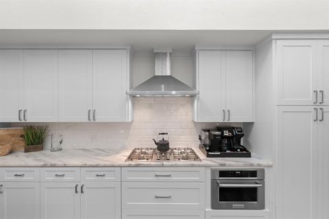 Tiny photo for 1704 Silverside Drive, Grapevine, TX 76051 (MLS # 21007995)