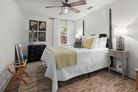 Tiny photo for 1704 Silverside Drive, Grapevine, TX 76051 (MLS # 21007995)