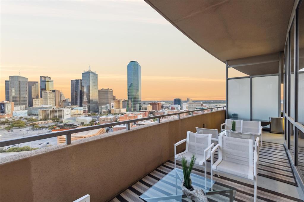 The House Condos - Residential