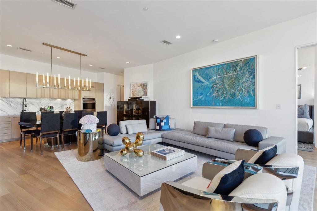 The House Condos - Residential