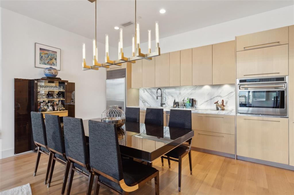 The House Condos - Residential