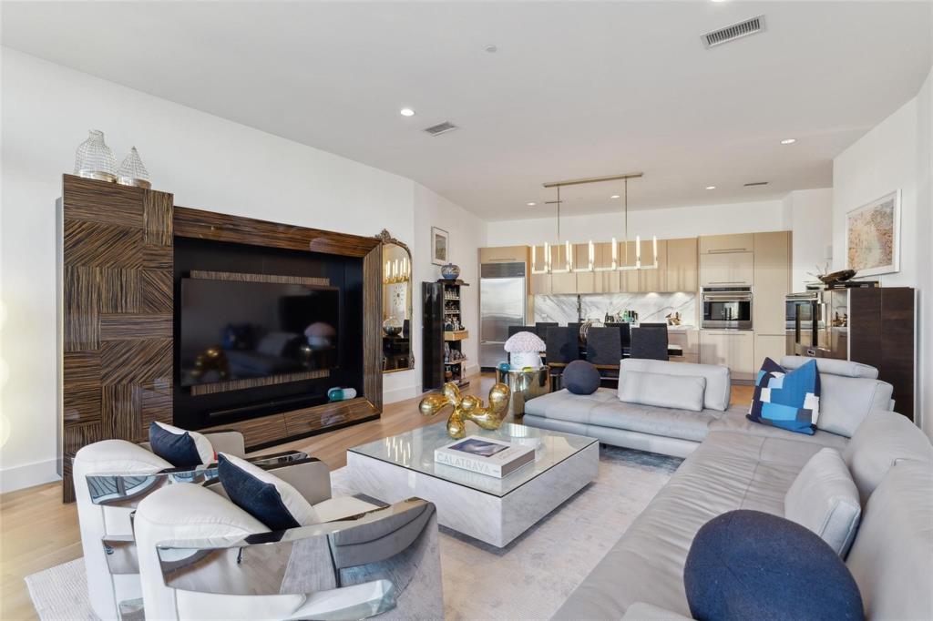 The House Condos - Residential