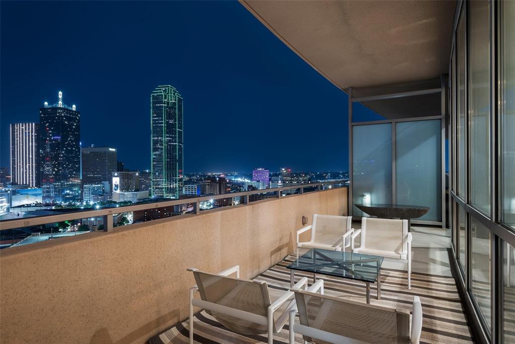 The House Condos - Residential