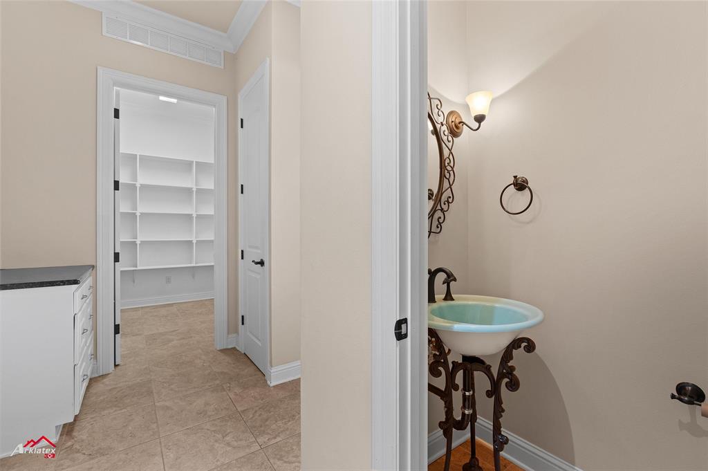 Lake Pointe Place - Residential