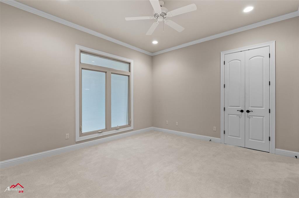 Lake Pointe Place - Residential