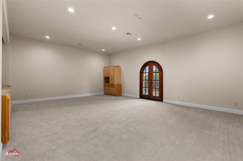 Lake Pointe Place - Residential