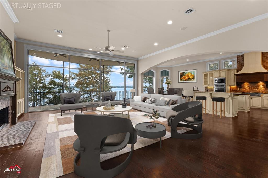 Lake Pointe Place - Residential