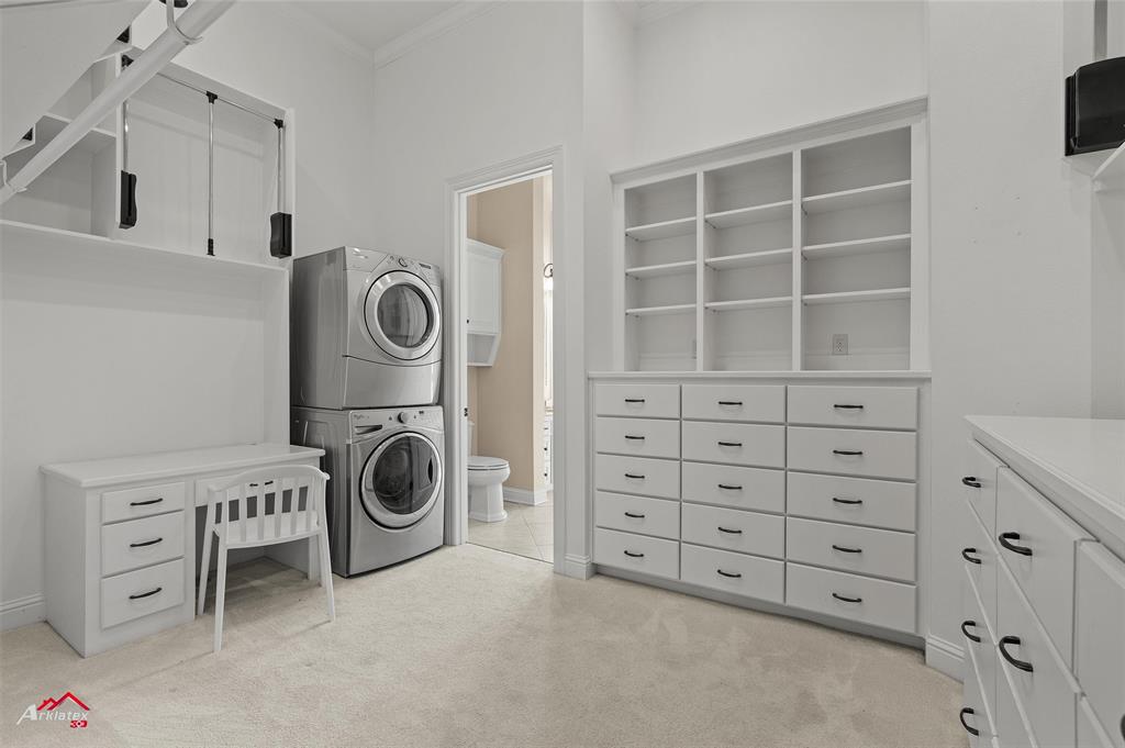 Lake Pointe Place - Residential