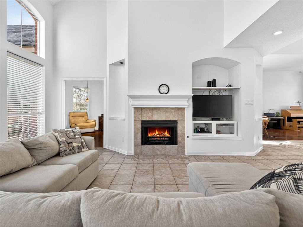 Stoneglen At Fossil Creek - Residential