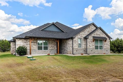 4905 Frio Drive Granbury TX 76048