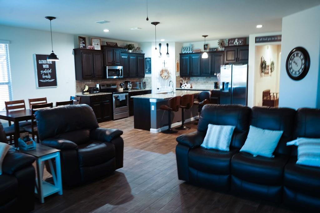 1204 Burlingame Drive