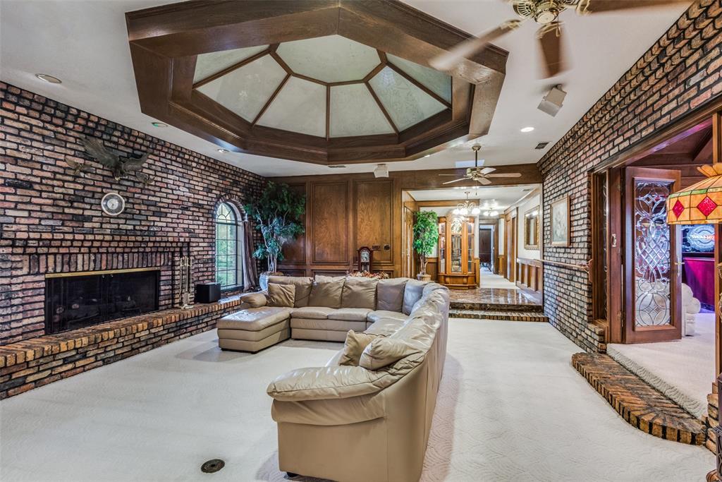 1000 Overlook Drive