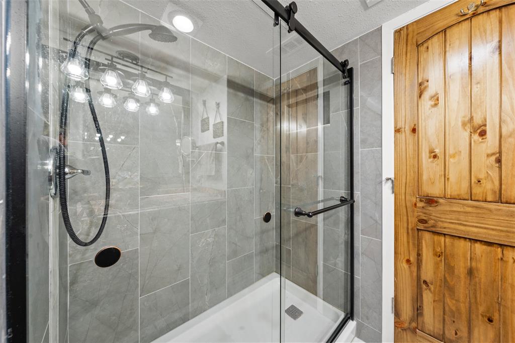 Hillcrest Harbor - Residential