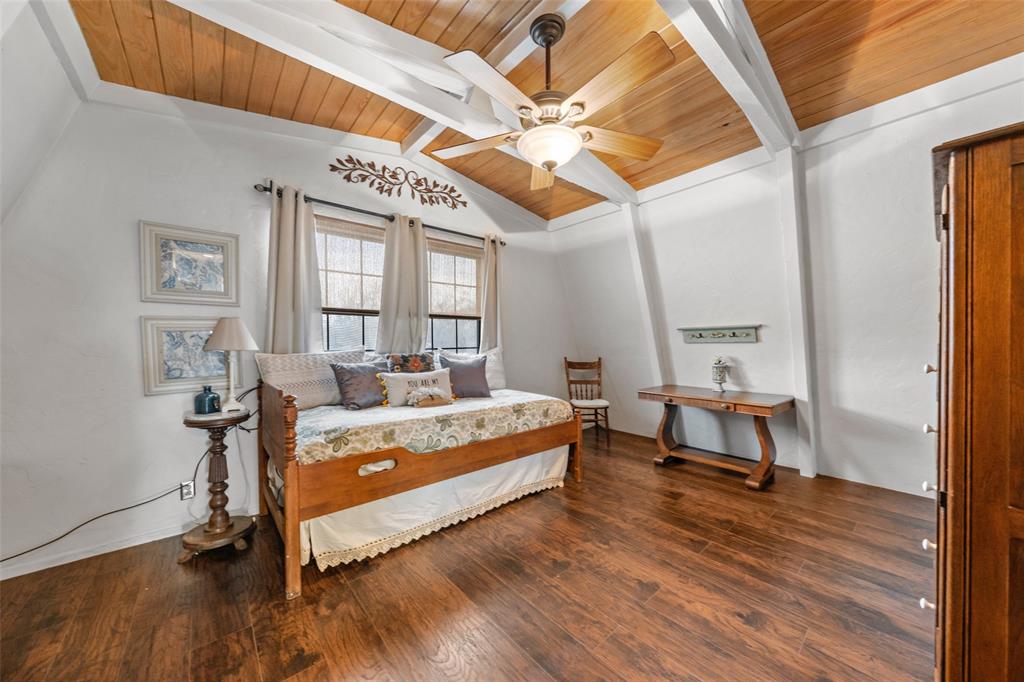 Hillcrest Harbor - Residential