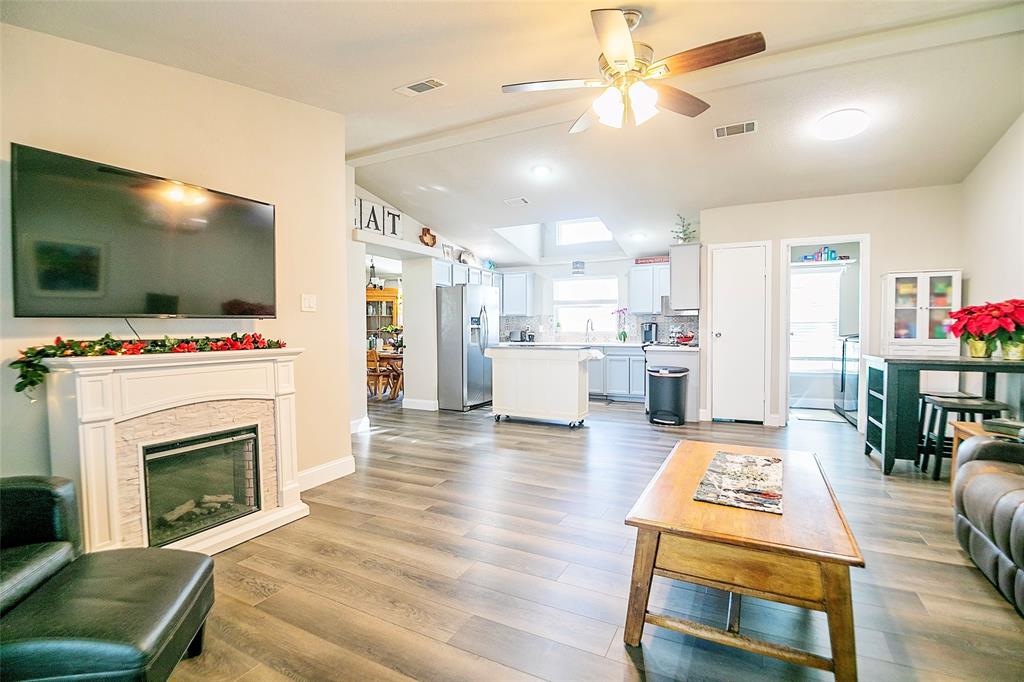 J Simpson - Residential