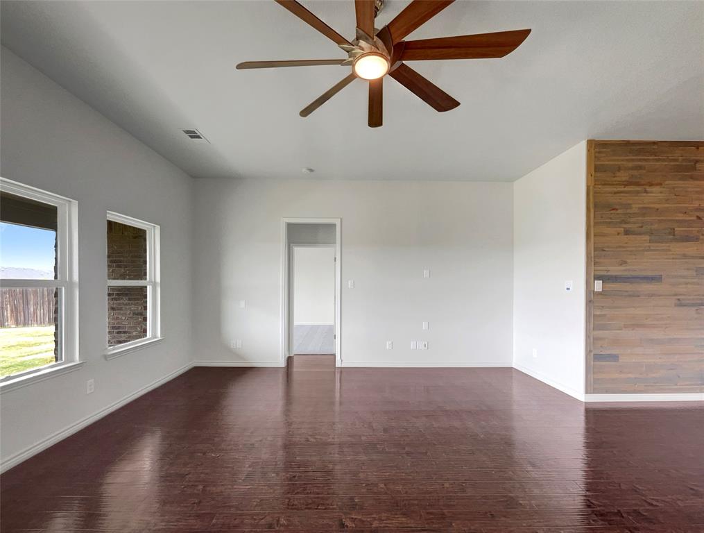 4124 Bridle Path Lane