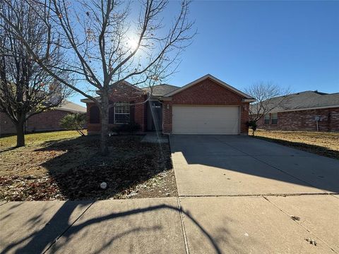 Photo of 3251 Torio, Grand Prairie, TX 75054 (MLS # 21154922)