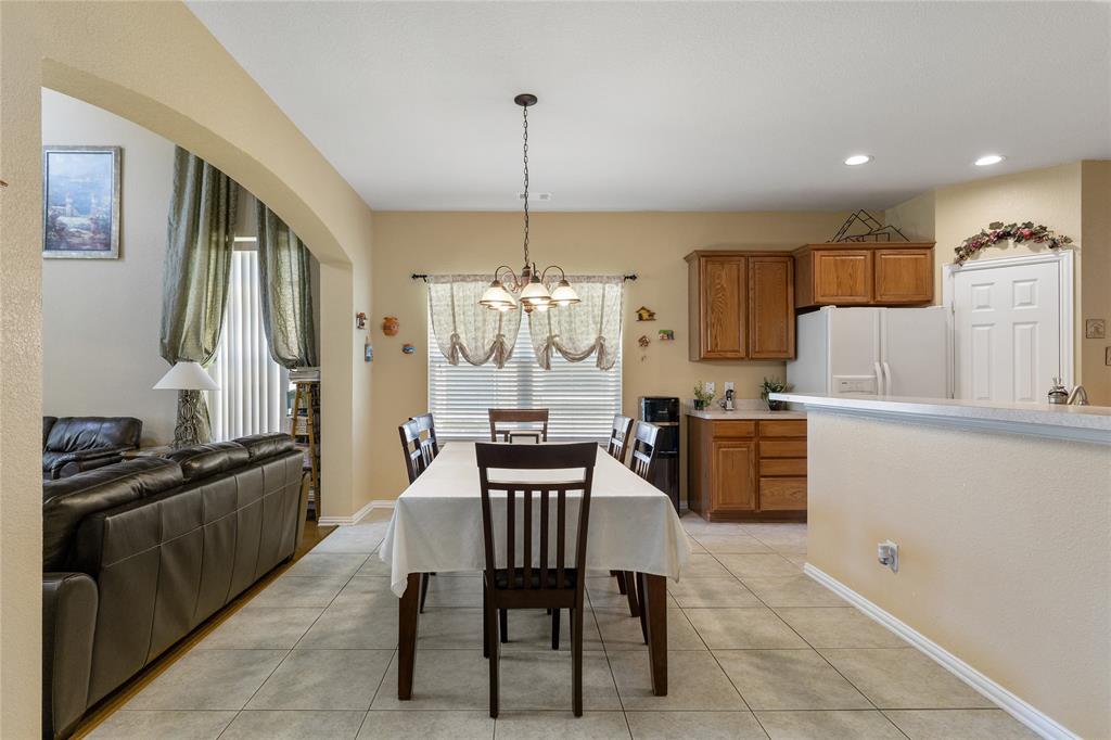 Mountain Valley Lake Tr - Residential