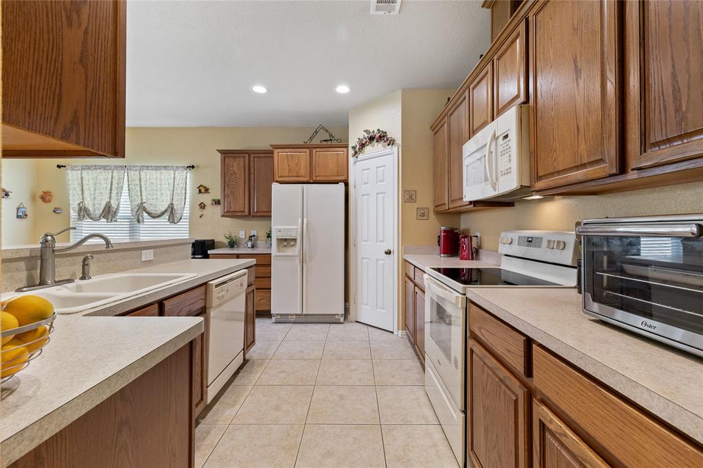 Mountain Valley Lake Tr - Residential