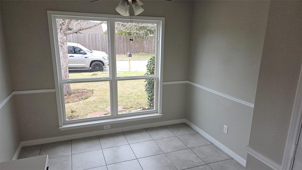 5728 Shady Springs Trail