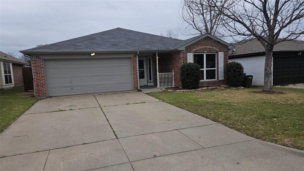 5728 Shady Springs Trail