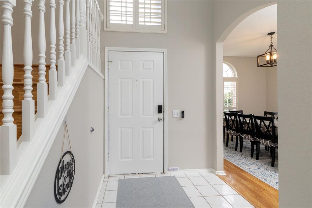 2206 Arbor Chase Circle