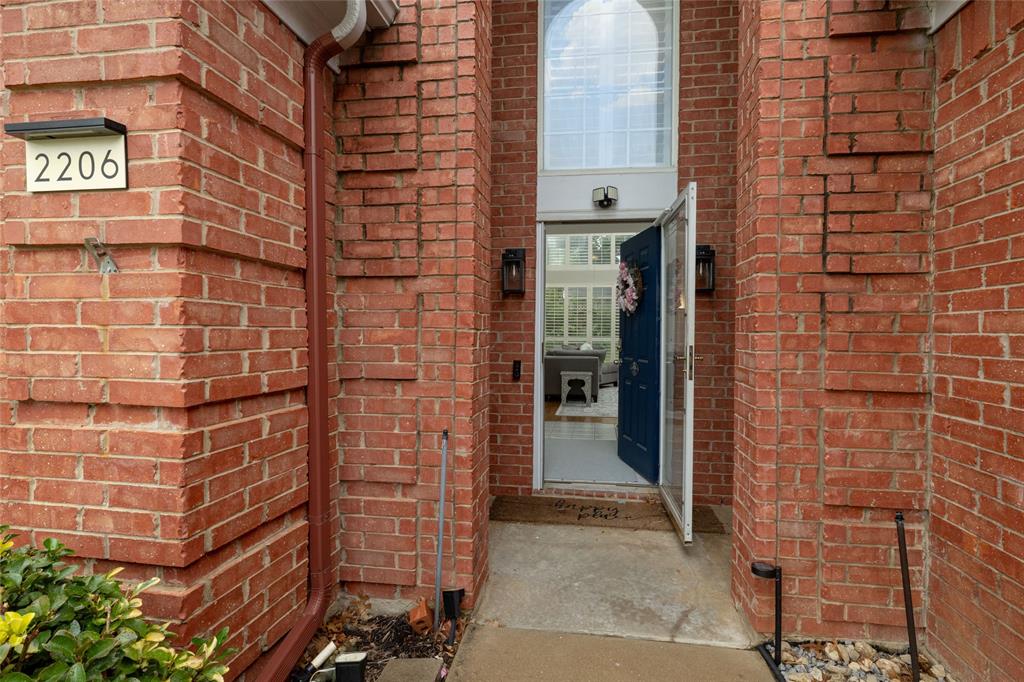 2206 Arbor Chase Circle