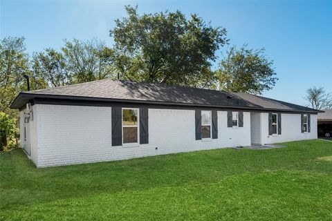 A home in Corsicana