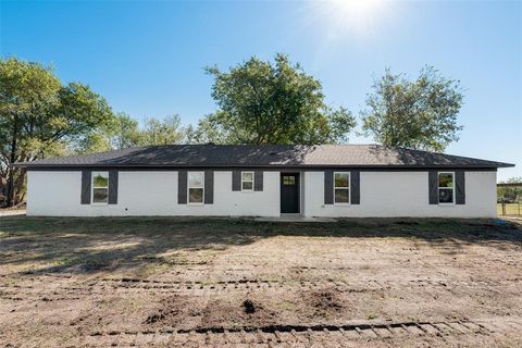 A home in Corsicana