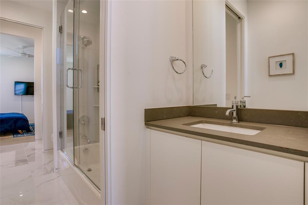 Ross Ave Annex - Residential