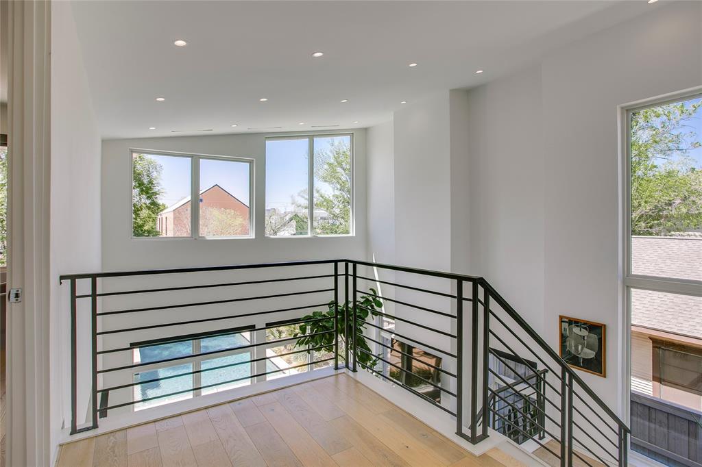 Ross Ave Annex - Residential