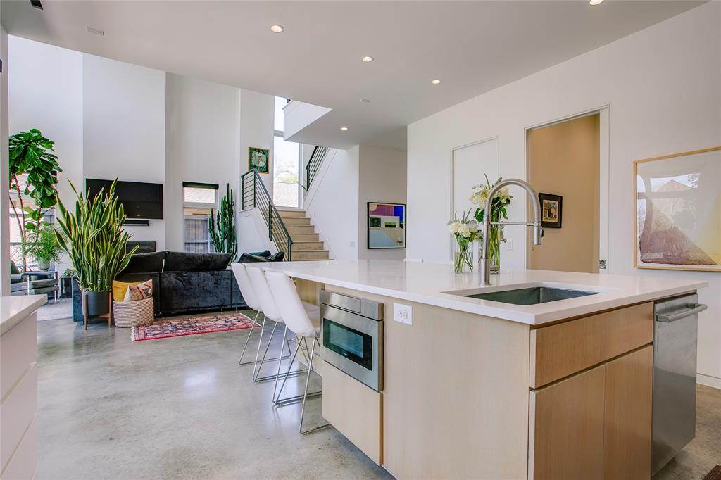 Ross Ave Annex - Residential