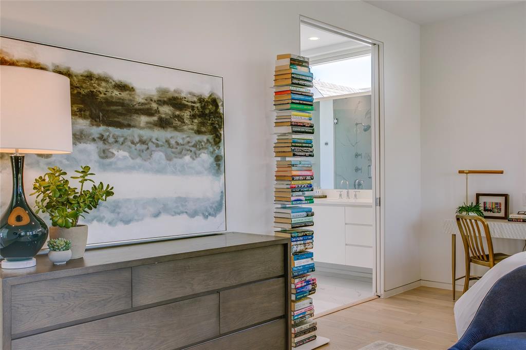Ross Ave Annex - Residential