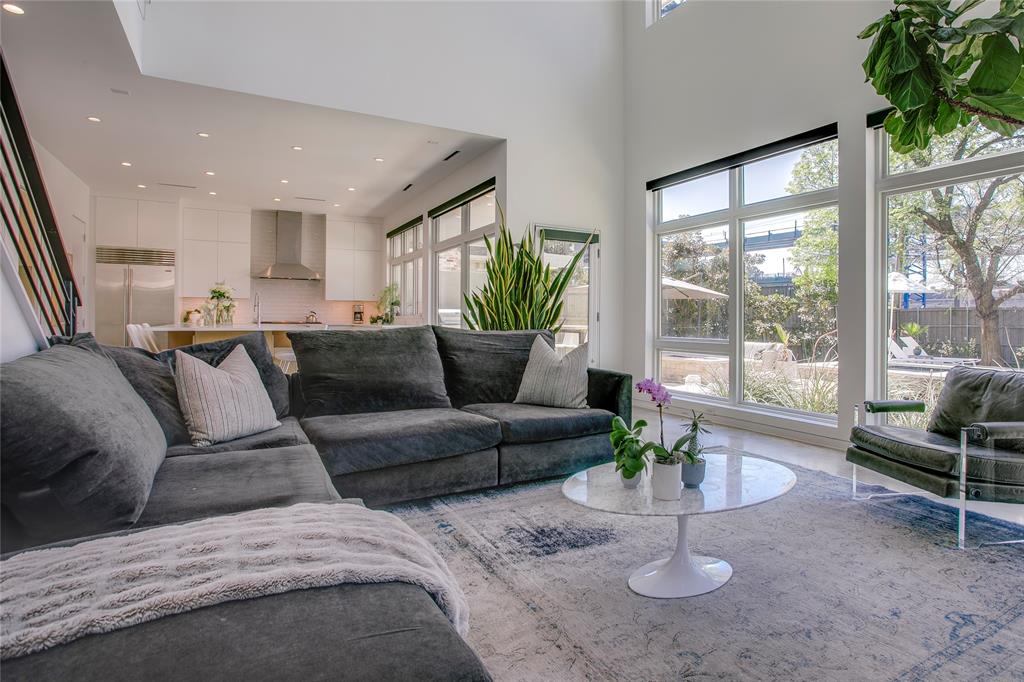 Ross Ave Annex - Residential