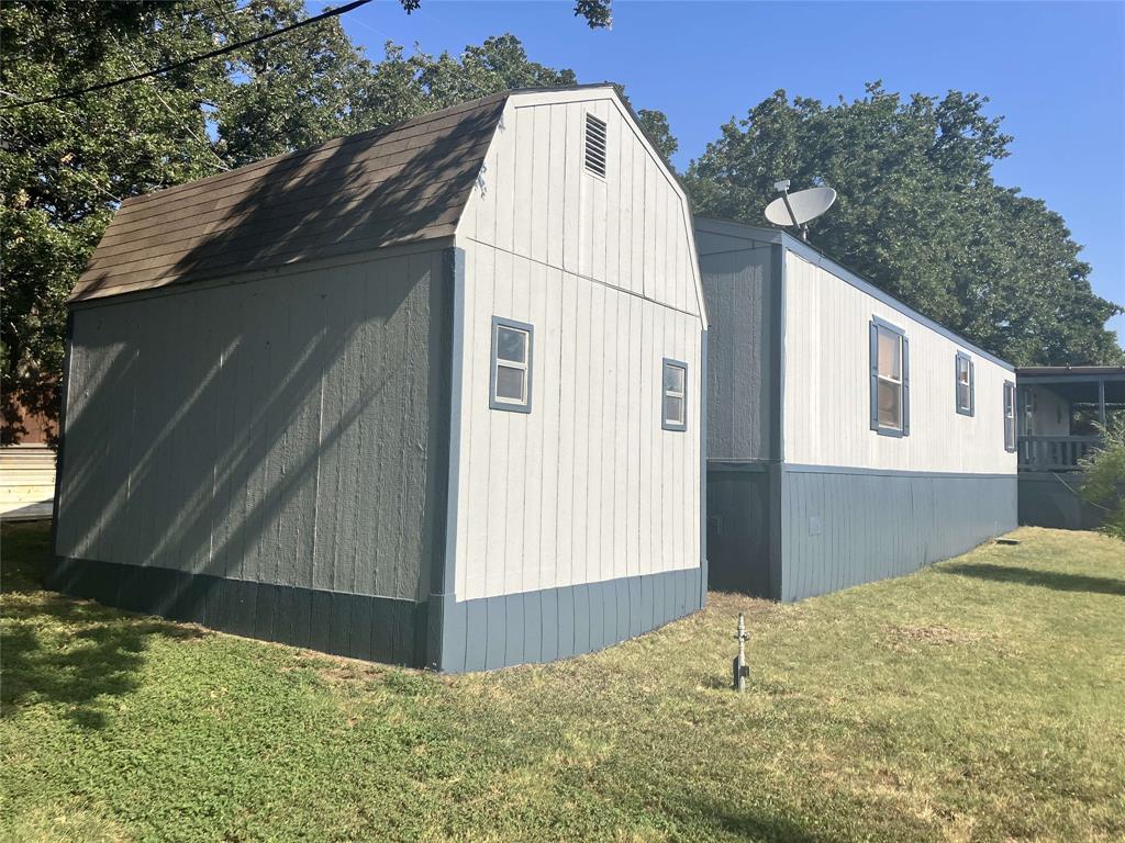 THE SHORES MHP - Residential