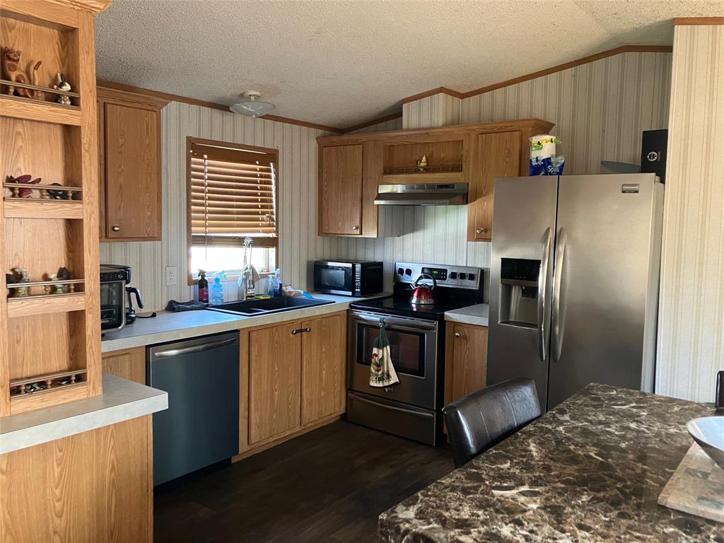 THE SHORES MHP - Residential