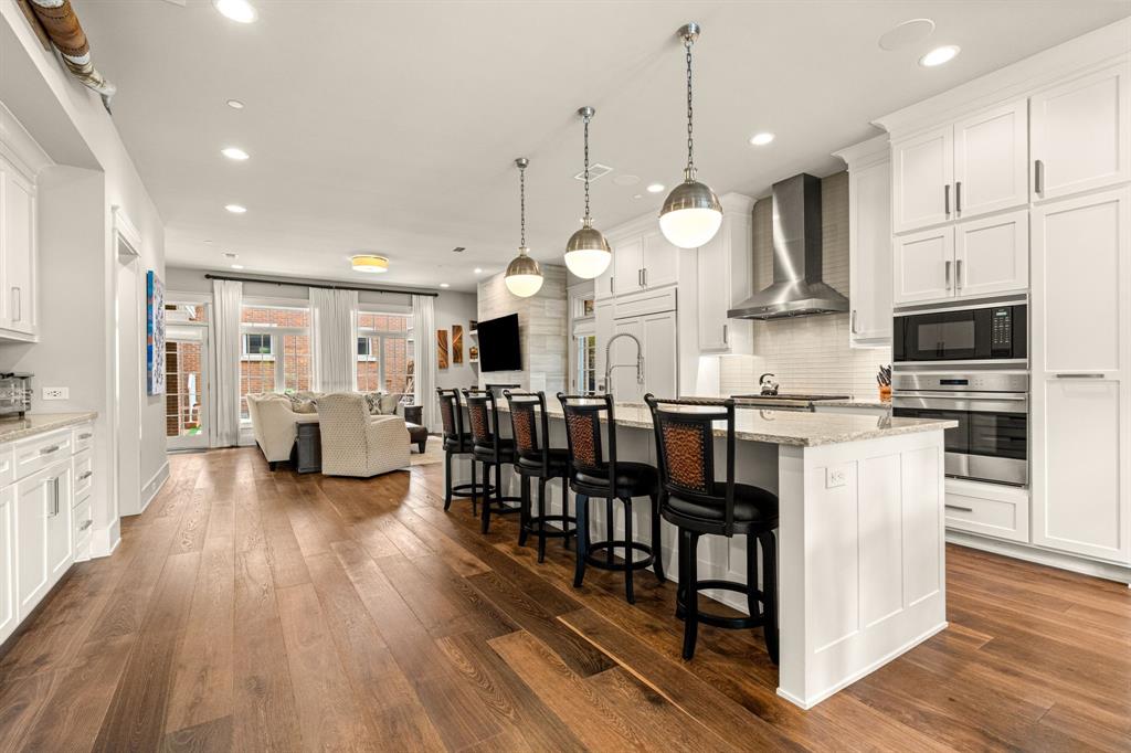 1507 Meeting Street