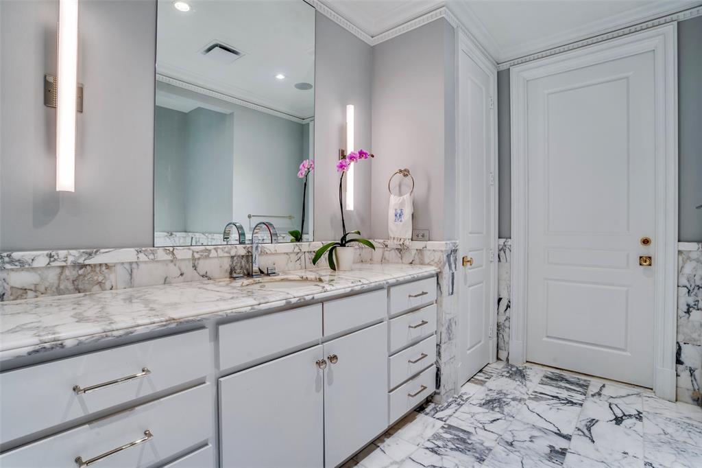 Vendome On Turtle Creek - Residential