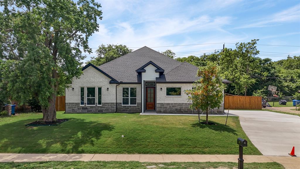 119 Windwood Drive